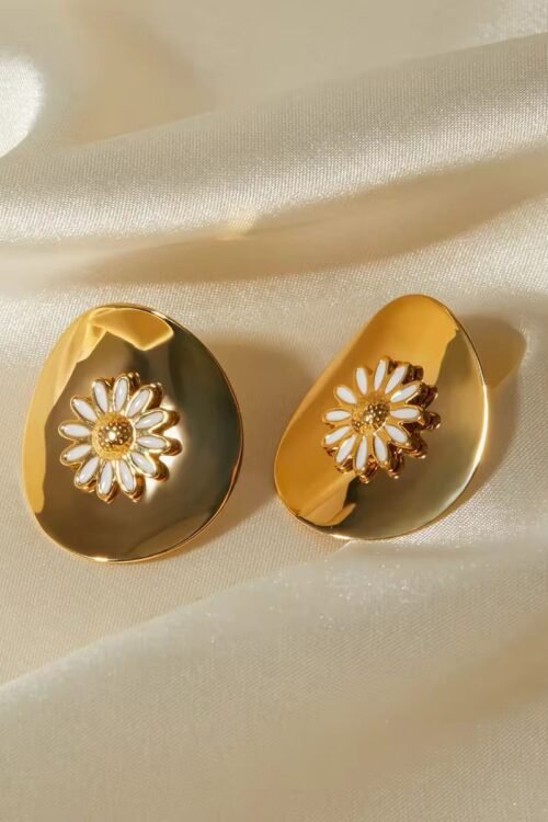 Tarnish Free 18k Gold Plated Glossy Round White Daisy Flower Stud Women Stainless Steel Fashion Jewelry Earrings