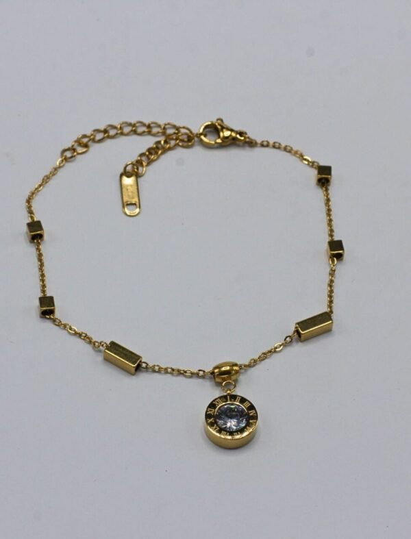 New Dainty Charms Titanium Steel Non Tarnish Anklets Roman Numerals Seashell Anklets for Women