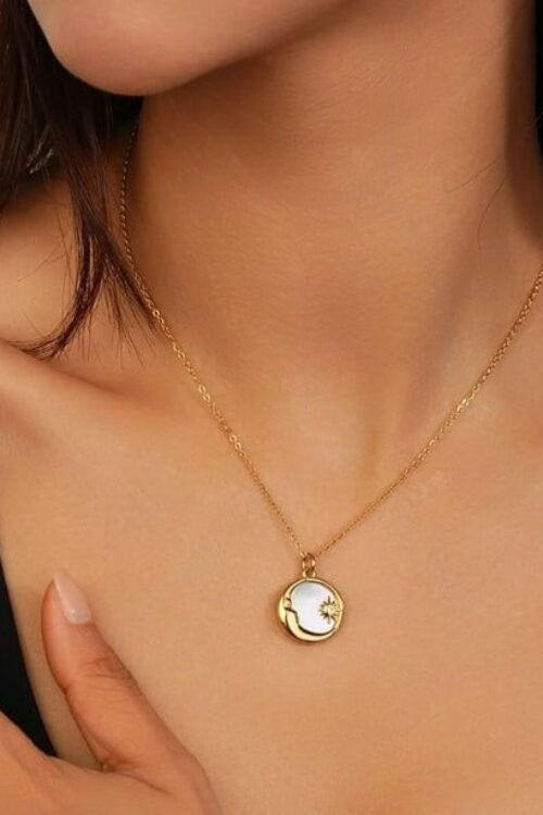 Guarantee Dreamshow Natural Shell Disc Sun Moon Pendant Necklace Tarnish Free Stainless Steel Necklace Design Jewelry