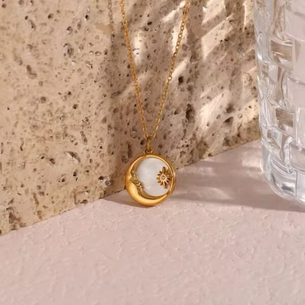 Guarantee Dreamshow Natural Shell Disc Sun Moon Pendant Necklace Tarnish Free Stainless Steel Necklace Design Jewelry - Image 4